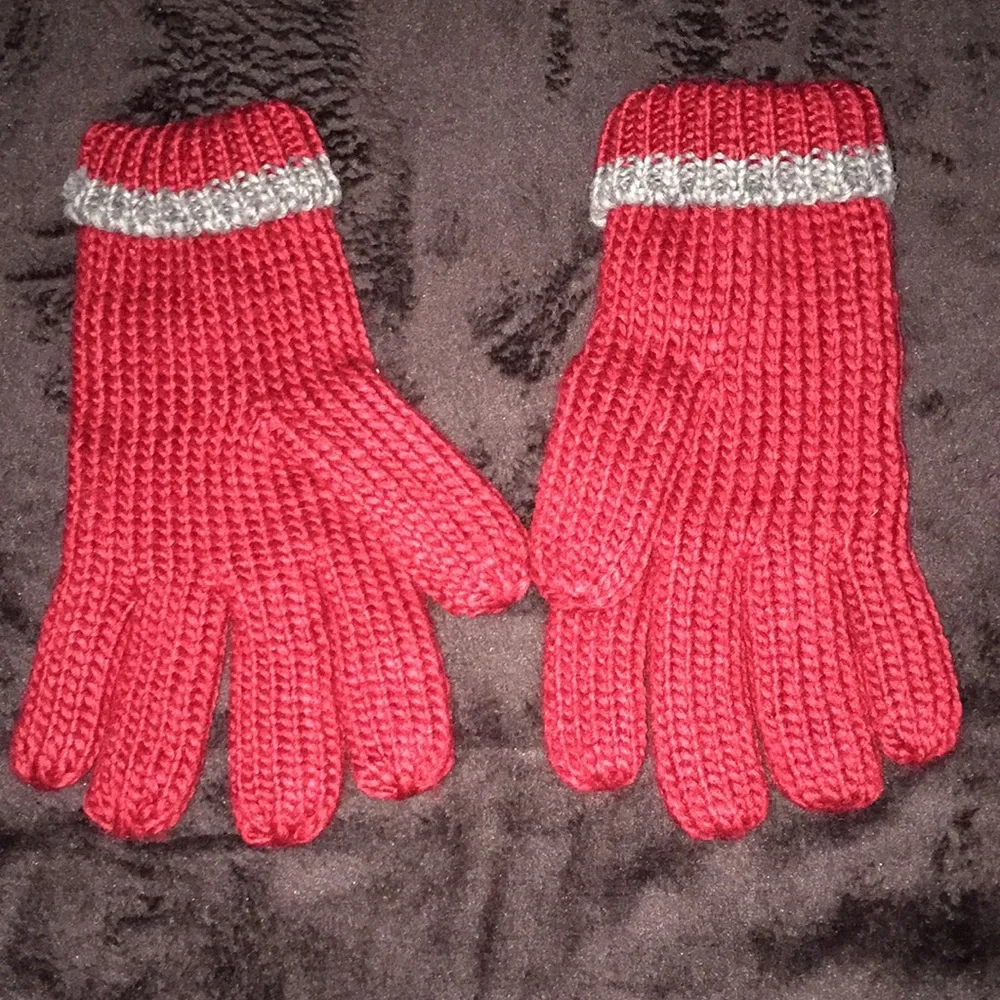 Red & Pink Gloves Bundle